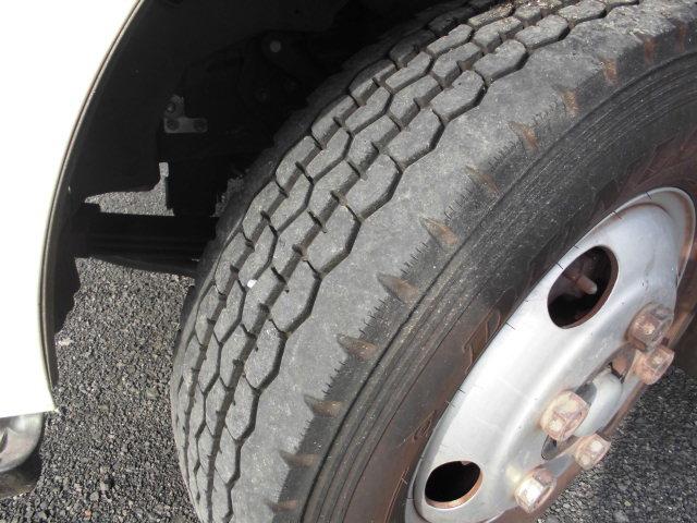 デュトロハイブリッド ２ｔ　パッカー車　回転式　ダンプ式　塵芥車　巻き込み式（17枚目）