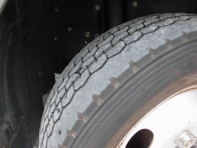 デュトロハイブリッド ２ｔ　パッカー車　回転式　ダンプ式　塵芥車　巻き込み式（19枚目）