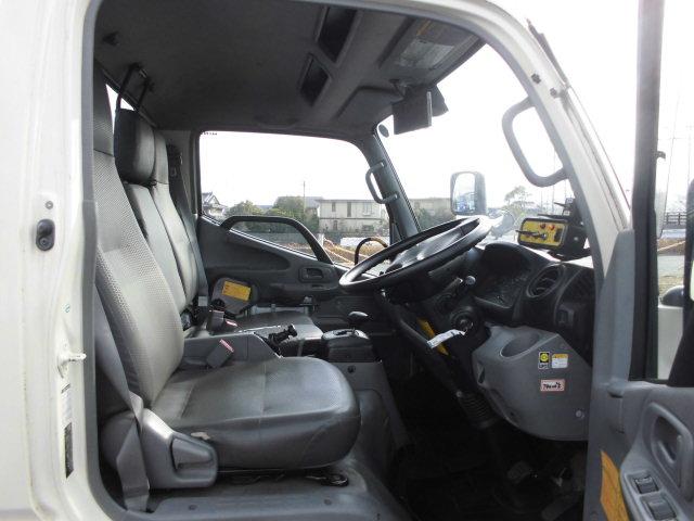 デュトロハイブリッド ２ｔ　パッカー車　回転式　ダンプ式　塵芥車　巻き込み式（23枚目）