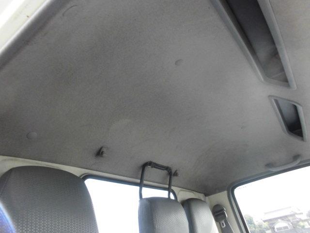 デュトロハイブリッド ２ｔ　パッカー車　回転式　ダンプ式　塵芥車　巻き込み式（24枚目）