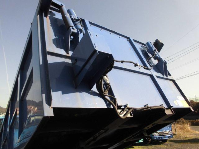 デュトロハイブリッド ２Ｔ　天蓋付き深ダンプ　清掃ダンプ（12枚目）