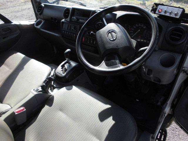 デュトロハイブリッド ２Ｔ　天蓋付き深ダンプ　清掃ダンプ（27枚目）