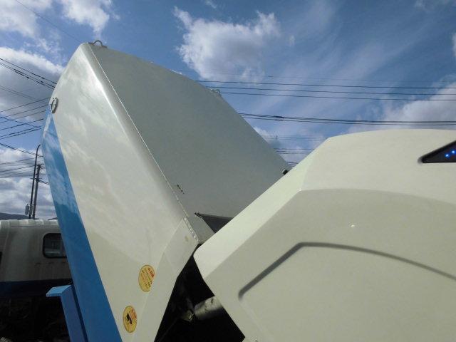 エルフトラック ３．４Ｔ　パッカー車　回転式　ダンプ式　塵芥車　ワイド３Ｔ　連続動作　６．９立米（18枚目）