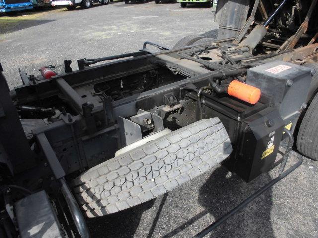 エルフトラック ３．４Ｔ　パッカー車　回転式　ダンプ式　塵芥車　ワイド３Ｔ　連続動作　６．９立米（19枚目）