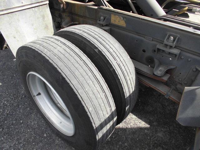 エルフトラック ３．４Ｔ　パッカー車　回転式　ダンプ式　塵芥車　ワイド３Ｔ　連続動作　６．９立米（27枚目）