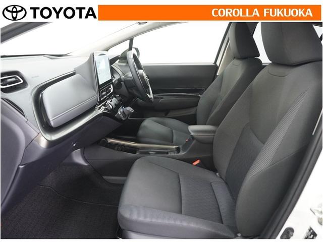 アクア Ｚ　衝突被害軽減システム　メモリーナビ　ＥＴＣ　バックカメラ　ドラレコ　ＣＤ　ＤＶＤ再生　キーレス　スマートキー　盗難防止装置（12枚目）