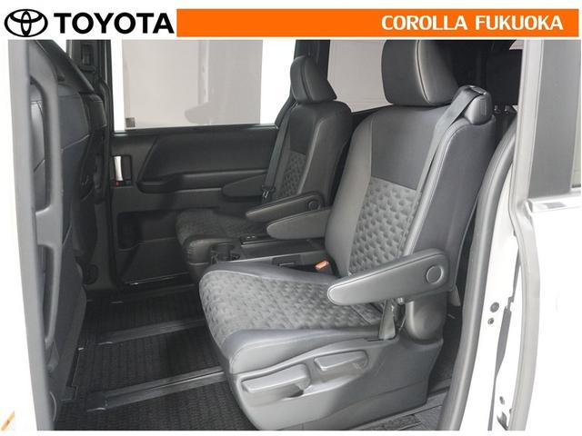 �Z�J���h�V�[�g�͍��E�Ɨ��̃V�[�g�`��B�D�݂̎p���ł������h���C�u�I