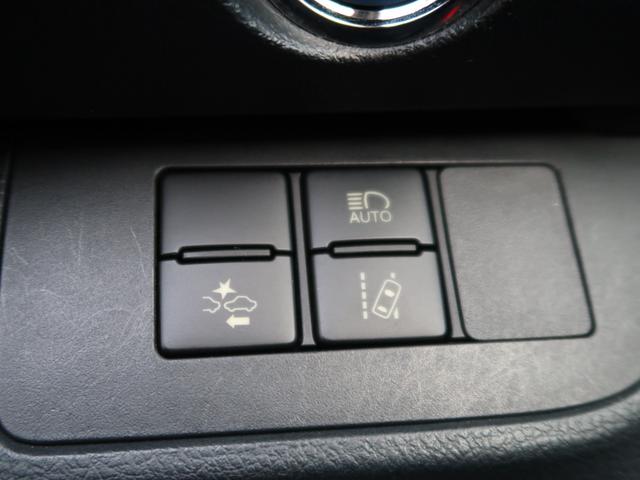 シエンタ ハイブリッドG クエロ TSS ハーフレザーシート 両側電動スライドドア 修復右ピラー フルセグTV 純正オプション15インチAW LEDヘッドライト スマートキー2本 衝突軽減ブレーキ レーンキープアシスト(15枚目)