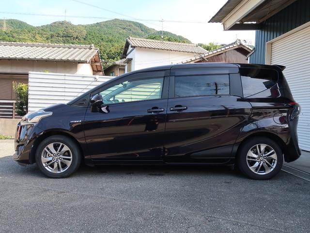 シエンタ ハイブリッドG クエロ TSS ハーフレザーシート 両側電動スライドドア 修復右ピラー フルセグTV 純正オプション15インチAW LEDヘッドライト スマートキー2本 衝突軽減ブレーキ レーンキープアシスト(62枚目)