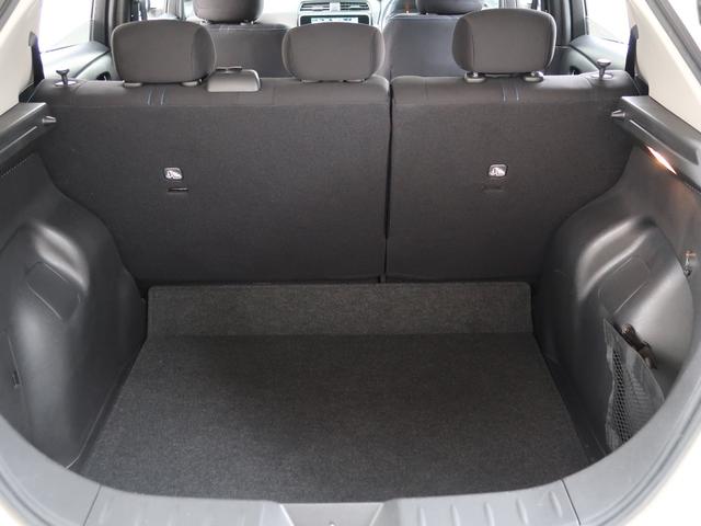 リーフ Ｘ　Ｖセレクション　１２セグメント欠無し　ワンオーナー　９インチナビ　ＨＤＭＩ　ＣａｒＰｌａｙ　アラウンドビューモニタ　スマートキー２本　ＥＴＣ２．０　プロパイロッド　ＬＥＤヘッド　オートライト　エマージェンシーブレーキ（50枚目）