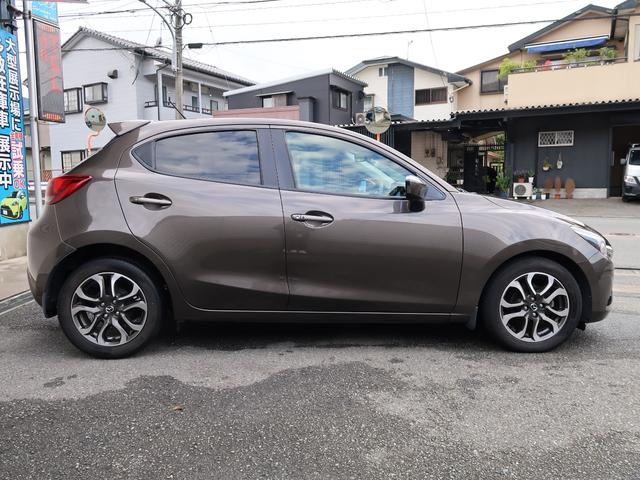 デミオ XDツーリング フルセグTV DVD再生 Bluetoothオーディオ スマートキー プッシュスタート 純正AW ルーフスポイラー 修復左P アイドリングストップ(56枚目)