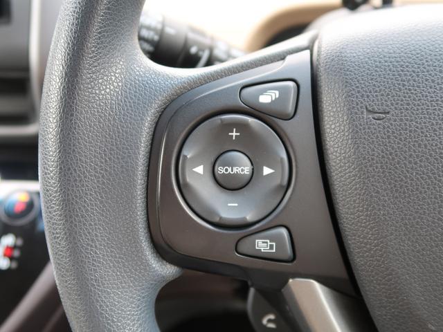 フリードハイブリッド ハイブリッド・Gホンダセンシング 両側電動スライドドア LEDヘッドライト 6人乗り ウォークスルー スマートキー2本 ベージュ内装 パナソニックナビ フルセグ DVD Bluetoothオーディオ 修復歴リア(4枚目)