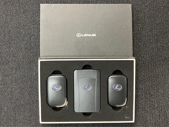 ＣＴ ＣＴ２００ｈ　バージョンＣ／　茶革シート　Ｆスポーツグリル　シートヒーター　ＳＤナビ　フルセグ走行中可　ブルーレイ　Ｂｌｕｅｔｏｏｔｈ　バックカメラ　オートクルーズ　パドルシフト　ドラレコ　ＬＥＤライト　記録簿　ＥＴＣ（17枚目）