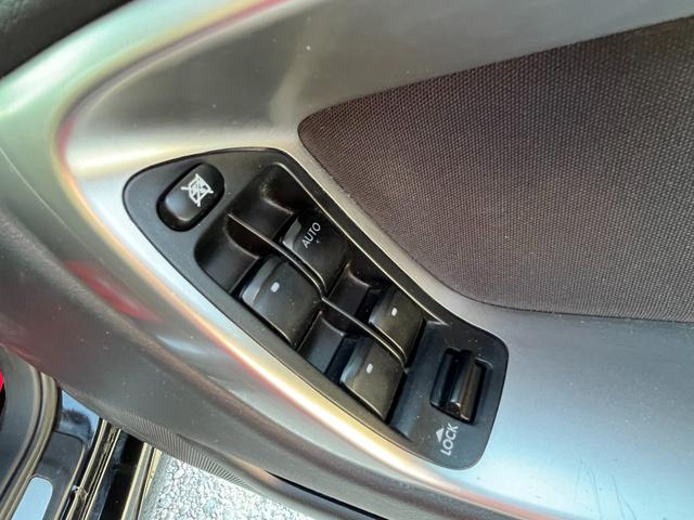 レガシィツーリングワゴン ２．０ＧＴスペックＢ　４ＷＤ　ＥＴＣ　バックカメラ　ナビ　ＴＶ　アルミホイール　ＨＩＤ　パワーシート　キーレスエントリー　ＡＴ　盗難防止システム　衝突安全ボディ　ＡＢＳ　ＣＤ　ＵＳＢ　ミュージックプレイヤー接続可（25枚目）
