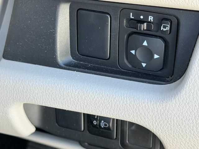 デイズ Ｊ　ナビ　Ｂｌｕｅｔｏｏｔｈ　ＴＶ　衝突被害軽減システム　キーレスエントリー　電動格納ミラー　ベンチシート　ＣＶＴ　ＡＢＳ　ＥＳＣ　ＣＤ　衝突安全ボディ　エアコン　パワーステアリング（12枚目）