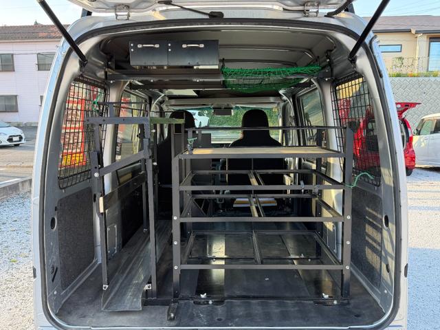 ハイゼットカーゴ クリーンSAIII 4WD 軽バン AT 衝突被害軽減システム ナビ TV 両側スライドドア アイドリングストップ オートマチックハイビーム ESC エアコン パワーステアリング パワーウィンドウ(3枚目)