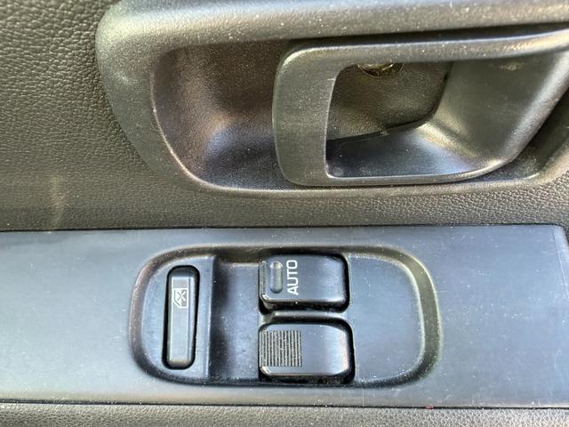 ハイゼットカーゴ クリーンSAIII 4WD 軽バン AT 衝突被害軽減システム ナビ TV 両側スライドドア アイドリングストップ オートマチックハイビーム ESC エアコン パワーステアリング パワーウィンドウ(17枚目)