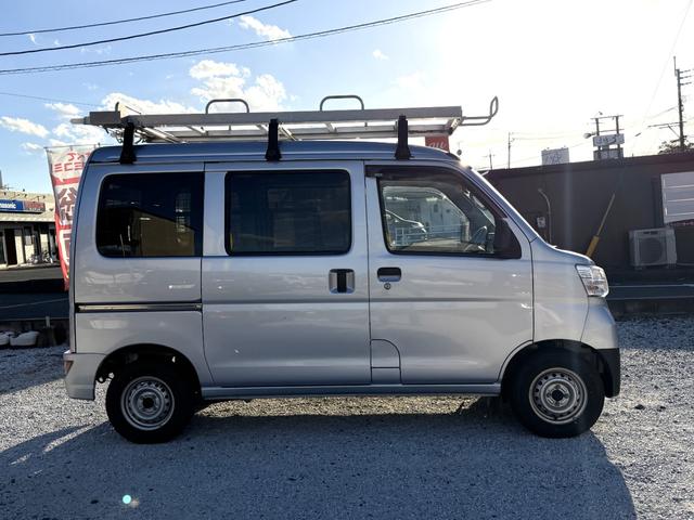 ハイゼットカーゴ クリーンSAIII 4WD 軽バン AT 衝突被害軽減システム ナビ TV 両側スライドドア アイドリングストップ オートマチックハイビーム ESC エアコン パワーステアリング パワーウィンドウ(19枚目)