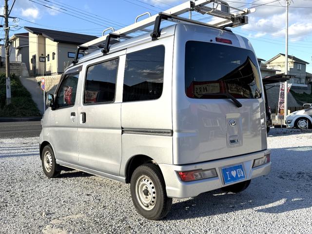 ハイゼットカーゴ クリーンSAIII 4WD 軽バン AT 衝突被害軽減システム ナビ TV 両側スライドドア アイドリングストップ オートマチックハイビーム ESC エアコン パワーステアリング パワーウィンドウ(20枚目)