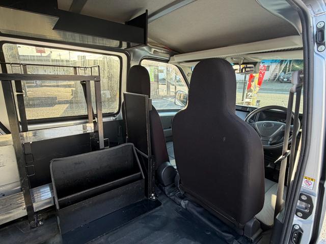 ハイゼットカーゴ クリーンSAIII 4WD 軽バン AT 衝突被害軽減システム ナビ TV 両側スライドドア アイドリングストップ オートマチックハイビーム ESC エアコン パワーステアリング パワーウィンドウ(29枚目)