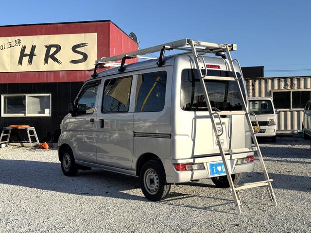 ハイゼットカーゴ クリーンSAIII 4WD 軽バン AT 衝突被害軽減システム ナビ TV 両側スライドドア アイドリングストップ オートマチックハイビーム ESC エアコン パワーステアリング パワーウィンドウ(37枚目)