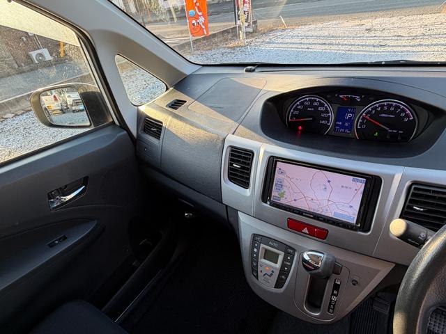 ムーヴ カスタム G ETC ナビ TV スマートキー アイドリングストップ 電動格納ミラー ベンチシート CVT 盗難防止システム ABS アルミホイール 衝突安全ボディ エアコン パワーステアリング パワーウィンドウ(29枚目)