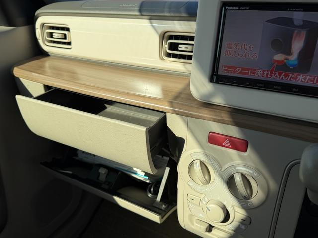 アルトラパン Ｓ　６ケ月保証全国対応　ＥＴＣ　バックカメラ　ナビ　ＴＶ　衝突被害軽減システム　オートライト　ＨＩＤ　スマートキー　アイドリングストップ　電動格納ミラー　シートヒーター　ベンチシート　盗難防止システム（39枚目）