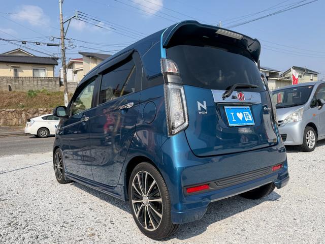 Ｎ－ＷＧＮカスタム Ｇ　ナビ　ＴＶ　ＨＩＤ　１５ｉｎｔアルミホイール　ローダウン　スマートキー　アイドリングストップ　電動格納ミラー　ベンチシート　ＣＶＴ　盗難防止システム　ＡＢＳ　ＥＳＣ　ＣＤ　ＤＶＤ再生　ＵＳＢ（17枚目）