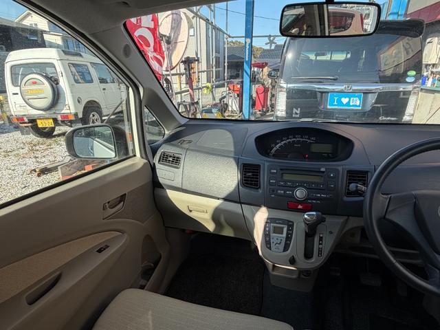 ムーヴ Ｘ　スマートキー　アイドリングストップ　電動格納ミラー　ベンチシート　ＣＶＴ　盗難防止システム　ＡＢＳ　ミュージックプレイヤー接続可　アルミホイール　衝突安全ボディ　エアコン（10枚目）