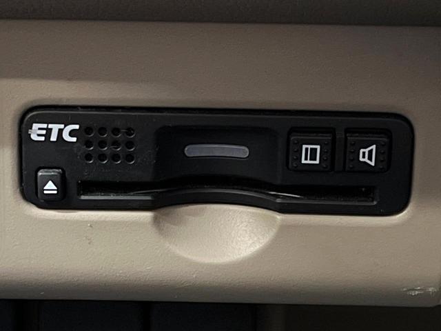 G SSパッケージ 純正ナビ 禁煙車 バックカメラ シティーブレーキアクティブシステム Bluetooth フルセグTV スマートキー オートエアコン ETC(8枚目)
