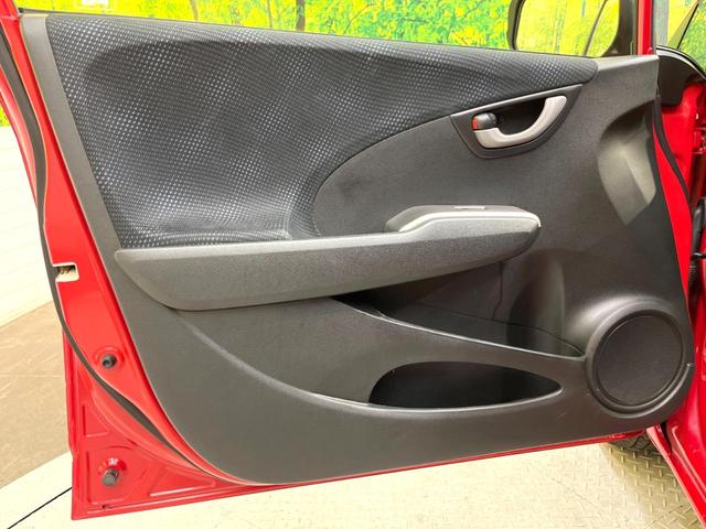 G・10thアニバーサリー 社外ナビ バックモニター 禁煙車 スマートキー ビルトインETC オートライト ドライブレコーダー プライバシーガラス(33枚目)