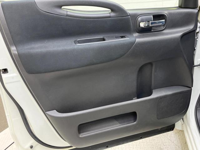 ハイウェイスター Vセレクション 純正ナビ バックモニター 禁煙車 両側オートスライドドア ETC HIDヘッドライト オートエアコン オートライト 純正アルミ(35枚目)