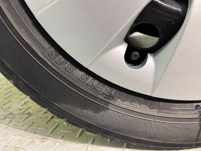 F 禁煙車 純正ナビ 横滑り防止装置 ETC 両側スライドドア フォグライト DVD再生 CD再生 地デジ プライバシーガラス ウィンカーミラー 盗難防止装置 シートリフレクター シート色アイボリー(28枚目)