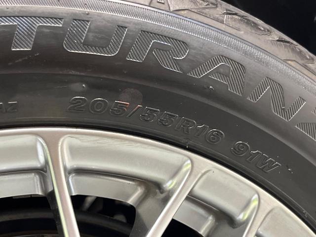 ヴォクシー ハイブリッドＺＳ　煌ＩＩＩ　純正１０インチナビ　フリップダウンモニター　セーフティセンス　クルーズコントロール　両側パワースライドドア　シートヒーター　インテリジェントクリアランスソナー　ＬＥＤヘッドライト　オートハイビーム（61枚目）