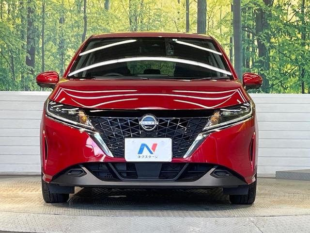 ノート Ｘ　純正９型ナビ　全周囲カメラ　インテリジェントエマージェンシーブレーキ　禁煙車　コーナーセンサー　スマートキー　ＬＥＤヘッド　ＥＴＣ　オートハイビームアシスト　後方車両検知機能　車線逸脱警報（14枚目）