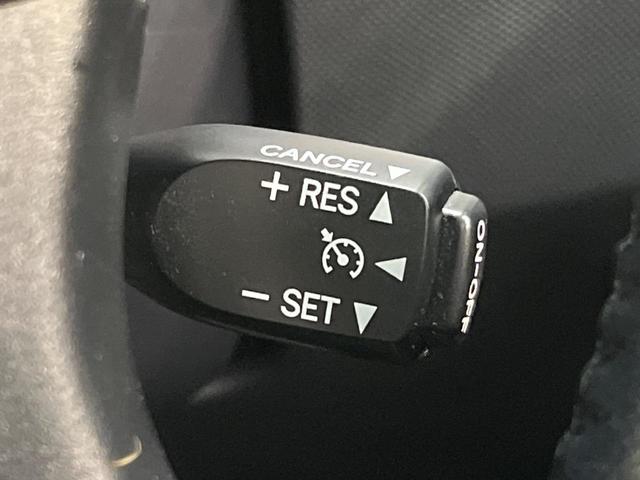 エスティマハイブリッド アエラス　純正８インチナビ　バックカメラ　後席モニター　両側電動スライドドア　クルーズコントロール　４ＷＤ　運転席パワーシート　ＨＩＤヘッドライト　禁煙車　Ｂｌｕｅｔｏｏｔｈ接続可　フルセグ　ＥＴＣ（6枚目）