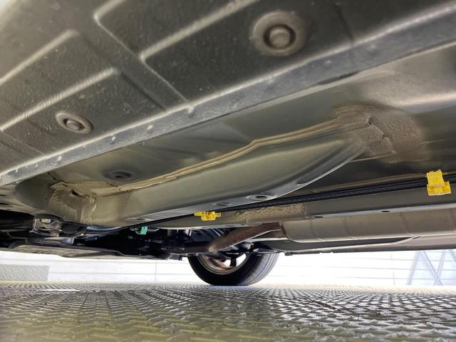 ルーミー カスタムＧ－Ｔ　両側電動ドア　純正９型ナビ　バックカメラ　衝突軽減装置　レーダークルーズ　コーナーセンサー　スマートキー　ＬＥＤヘッド　ＥＴＣ　オートライト　オートエアコン　純正１５アルミ　ドラレコ　ＬＥＤフォグ（21枚目）
