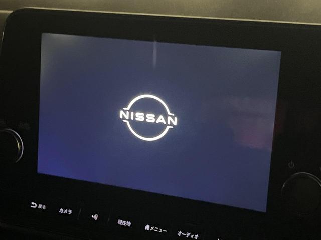 オーラ ニスモ　純正ナビ　全周囲カメラ　ＢＯＳＥサウンドシステム　プロパイロット　衝突軽減システム　デジタルインナーミラー　ブラインドスポットモニター　コーナーセンサー　　ハーフレザーシート　ＥＴＣ２．０（3枚目）
