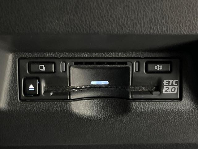 アルファードハイブリッド Ｚ　１４インチナビ　１３．２型有機ＥＬ　トヨタチームメイト　左右独立ムーンルーフ　ＨＵＤ　デジタルインナーミラー　エグゼクティブパワーシート　３眼ＬＥＤヘッドライト　ＢＳＭ　セーフティサポート（46枚目）