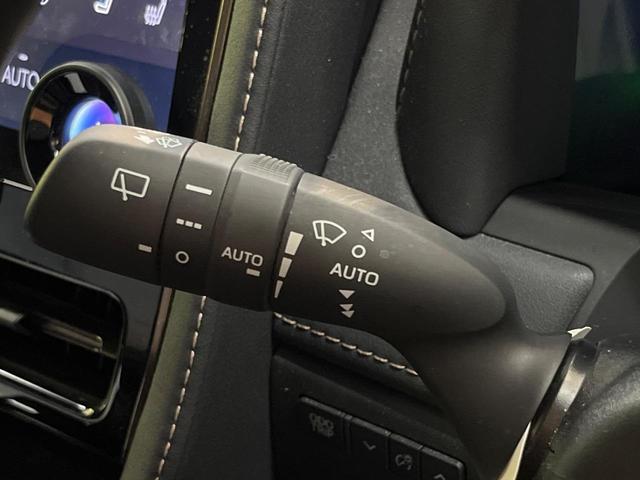 アルファードハイブリッド Ｚ　１４インチナビ　１３．２型有機ＥＬ　トヨタチームメイト　左右独立ムーンルーフ　ＨＵＤ　デジタルインナーミラー　エグゼクティブパワーシート　３眼ＬＥＤヘッドライト　ＢＳＭ　セーフティサポート（57枚目）