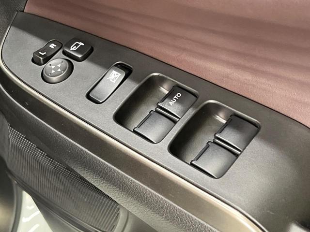 ソリオバンディット ハイブリッドＳＶ　純正９インチナビ　全方位カメラ　セーフティサポート　アダプティブクルーズコントロール　両側パワースライドドア　ＨＵＤ　ＬＥＤヘッドライト　シートヒーター　コーナーセンサー　パドルシフト（47枚目）