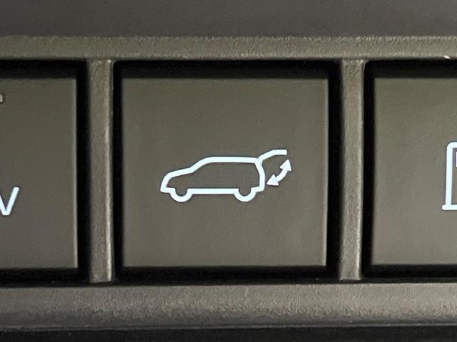 プリウス Z 12.3インチナビ パノラマルーフ デジタルインナーミラー トヨタチームメイト パノラミックビューモニター セーフティセンス BSM シートベンチレーション レーダクルーズコントロール(37枚目)