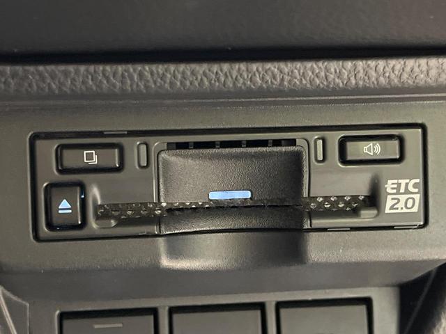 プリウス Z 12.3インチナビ パノラマルーフ デジタルインナーミラー トヨタチームメイト パノラミックビューモニター セーフティセンス BSM シートベンチレーション レーダクルーズコントロール(55枚目)