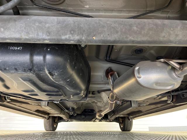 スペーシア Xリミテッド 禁煙車 衝突軽減 両側電動ドア スマートキー シートヒーター 純正14アルミ HIDヘッド オートエアコン オートライト 横滑防止装置 アイドリングストップ 電動格納ミラー シートアンダーボックス(19枚目)