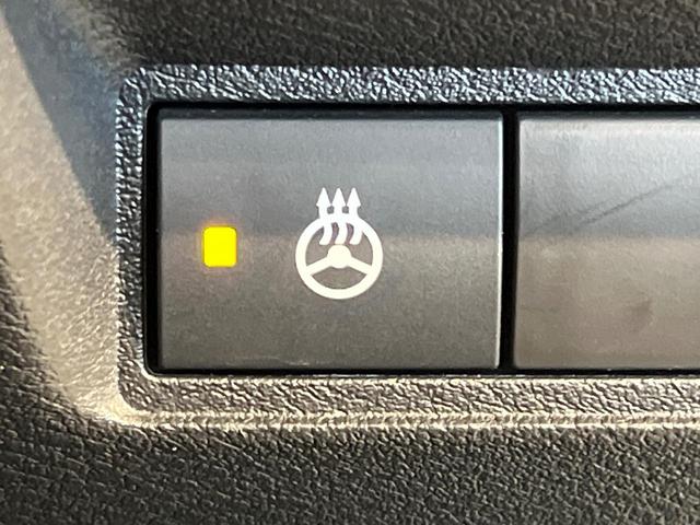 オーラ ニスモ 純正9インチDA アラウンドビューモニター インテリジェントエマージェンシーブレーキ ステアリングヒーター シートヒーター BSM LEDヘッドライト 電動パーキングブレーキ オートハイビーム(6枚目)