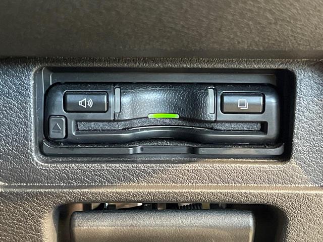 オーラ ニスモ 純正9インチDA アラウンドビューモニター インテリジェントエマージェンシーブレーキ ステアリングヒーター シートヒーター BSM LEDヘッドライト 電動パーキングブレーキ オートハイビーム(34枚目)