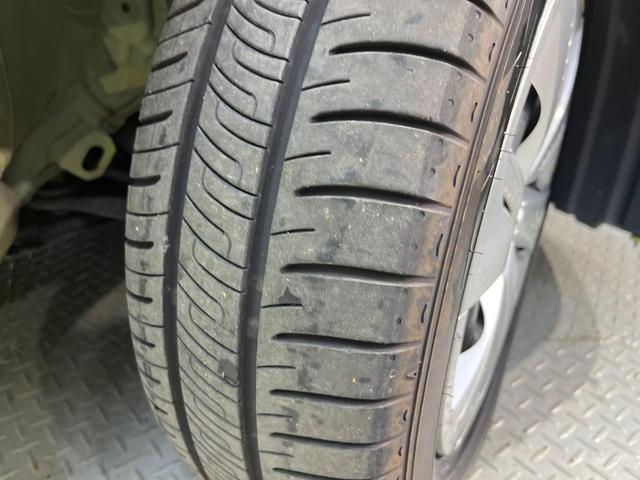 シエンタ ハイブリッド　ファンベースＧ　後期型　両側電動ドア　ＳＤナビ　バックカメラ　衝突軽減　禁煙車　コーナーセンサー　スマートキー　ＬＥＤヘッド　ＬＥＤフォグ　ＥＴＣ　クルコン　車線逸脱警報　オートライト　オートエアコン（40枚目）