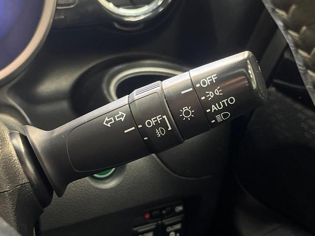 N-BOXカスタム G ターボSSパッケージ 純正ナビ バックカメラ 両側電動スライドドア 禁煙車 スマートキー HIDヘッド ETC クルコン オートライト オートエアコン 純正15インチアルミ Bluetooth再生 CD/DVD再生(8枚目)