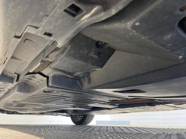 プリウス G 純正8インチDA パノラミックビューモニター セーフティセンス レーダークルーズコントロール BSM アクセサリーコンセント クリアランスソナー LEDヘッドライト オートハイビーム スマートキー(22枚目)