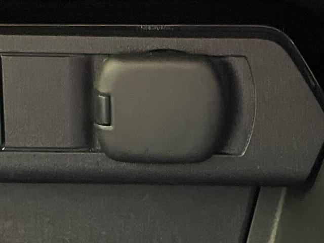 プリウス G 純正8インチDA パノラミックビューモニター セーフティセンス レーダークルーズコントロール BSM アクセサリーコンセント クリアランスソナー LEDヘッドライト オートハイビーム スマートキー(49枚目)